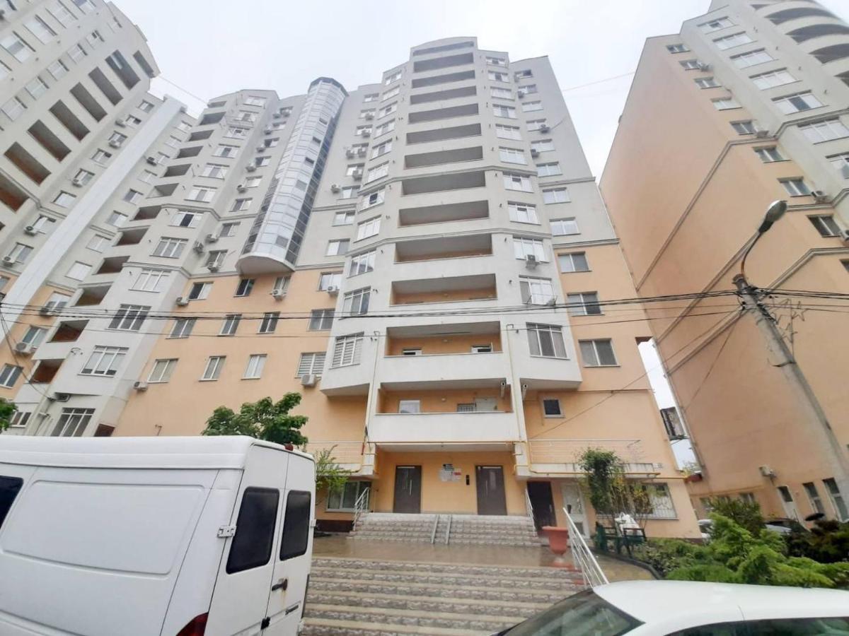 Bright Central Apartment キシナウ エクステリア 写真